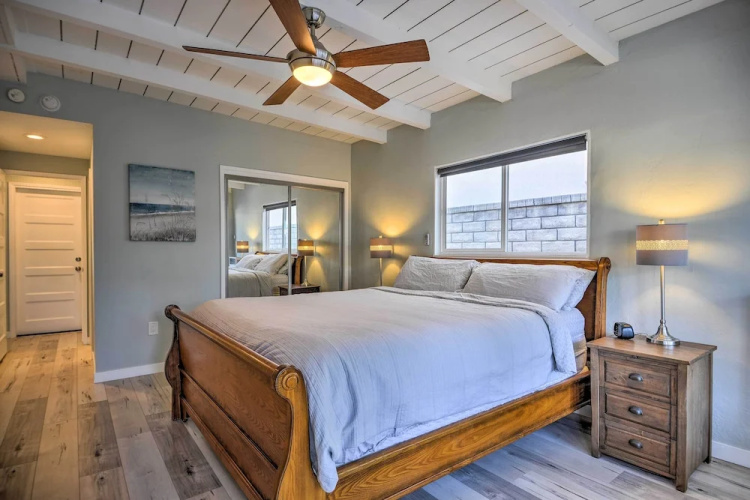 Remodeled Ventura Beach Home With Yard & Fire Pit!