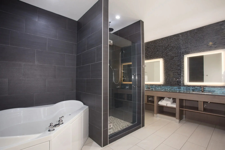 Holiday Inn Express & Suites Amarillo by IHG
