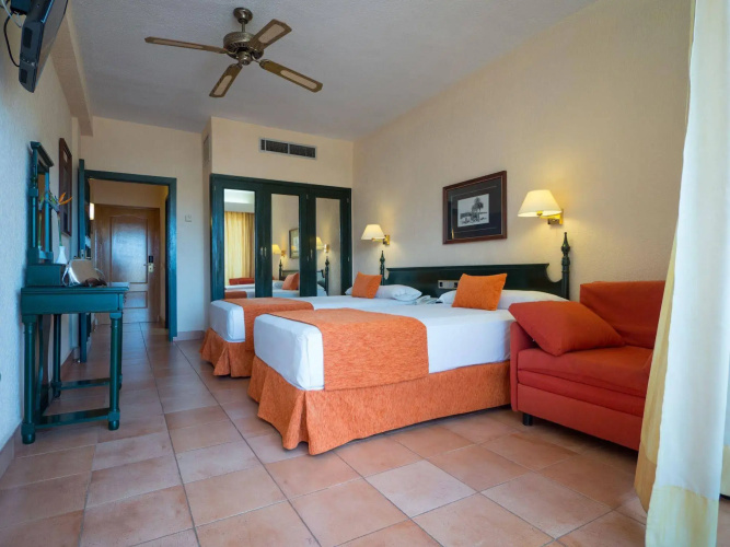BLUESEA Costa Jardín Spa