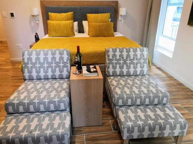 Urban Oasis at Windburg Suites