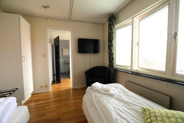 Economy Twin room