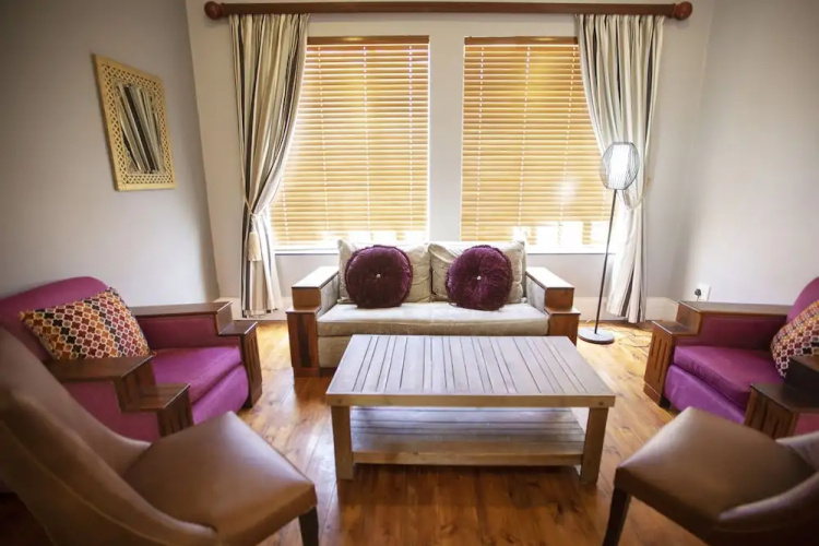 Komani Resorts