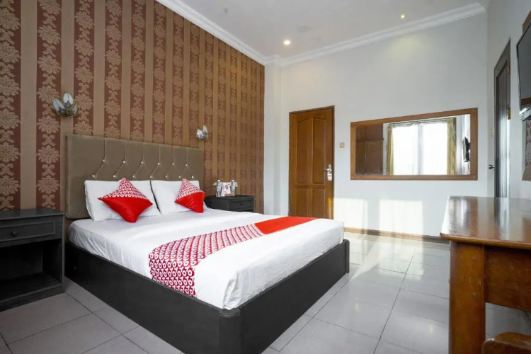 OYO 891 Hotel Gading Kencana