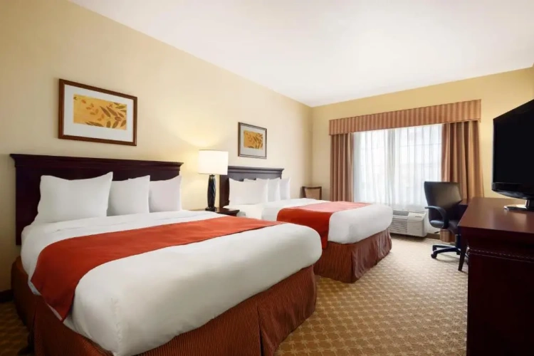 Standard Quadruple room