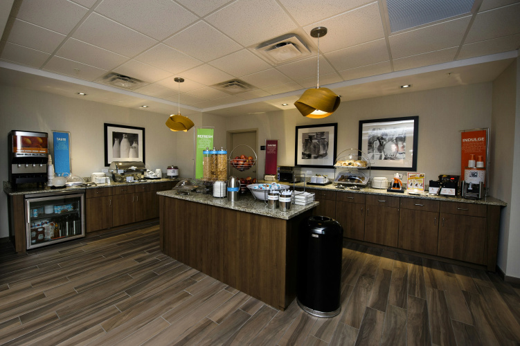 Hampton Inn & Suites by Hilton Truro photo 33