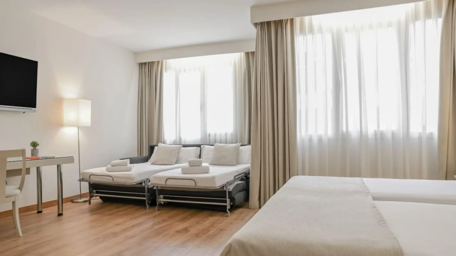 Quadruple Apartment