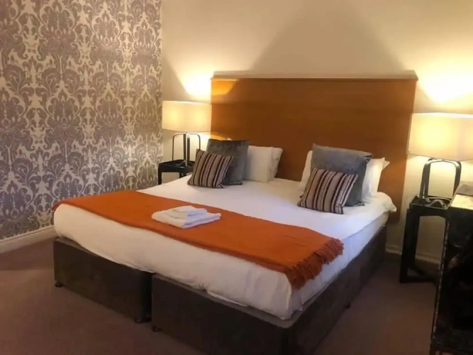 Standard Twin room