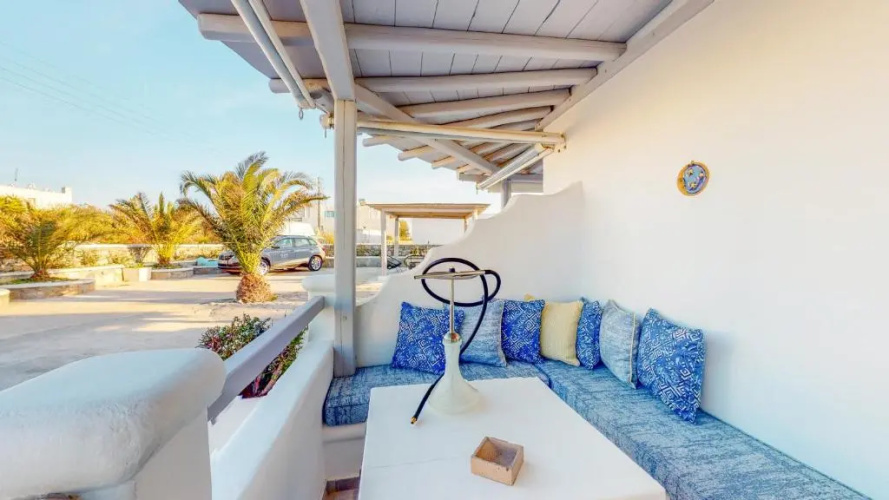 Mykonos Eight