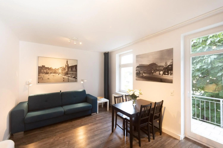 L.E. Home
