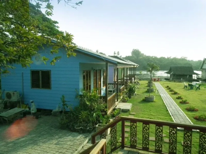 Double Bungalow with river view