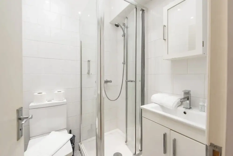 3 Bedrooms Basement Apartment