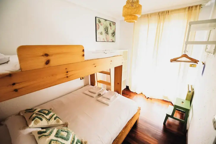 Loredo Surf House