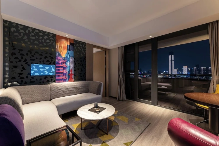 Suite with river view