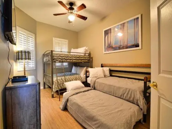 Harborview Grande 802