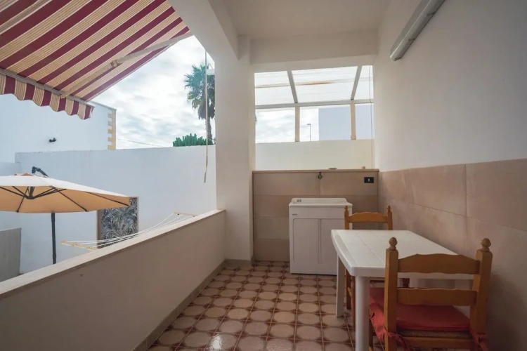 2 Bedrooms Cottage with balcony