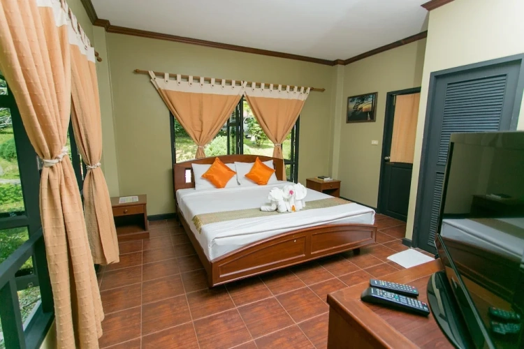 Deluxe Twin room with balcony