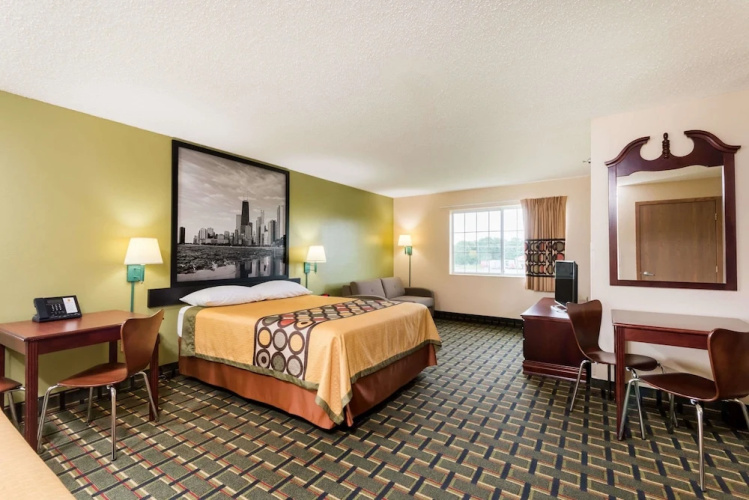 Super 8 Mt. Carmel IL