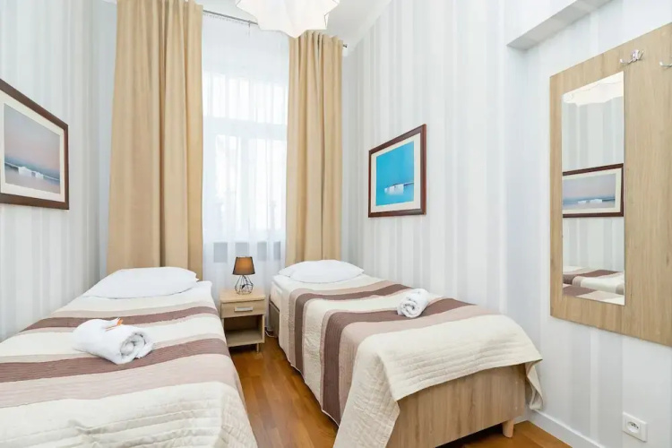 Apartment Chodkiewicza by Renters