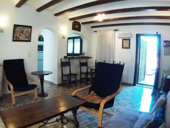2 Bedrooms Apartment with garden view