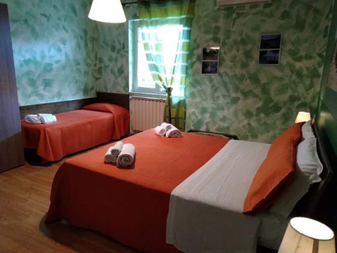 Standard Triple room with balcony