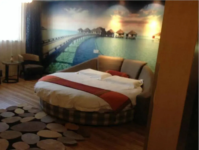 Motel 168