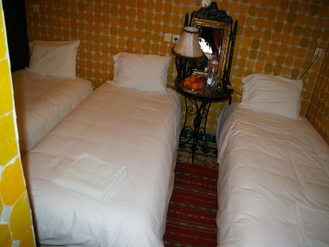 Standard Triple room