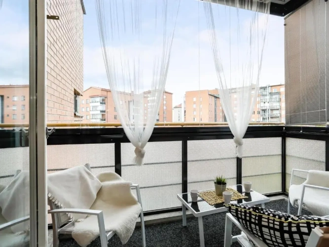 2 Bedrooms Apartment