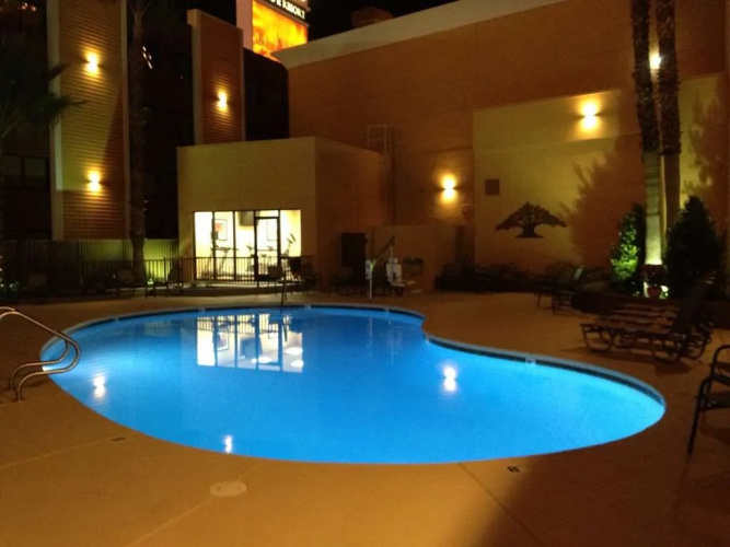 Best Western Plus Casino Royalecenter Strip photo 20