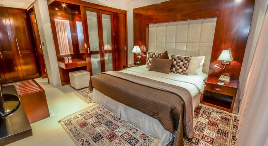 Staybridge Suites Dubai Internet City photo 6