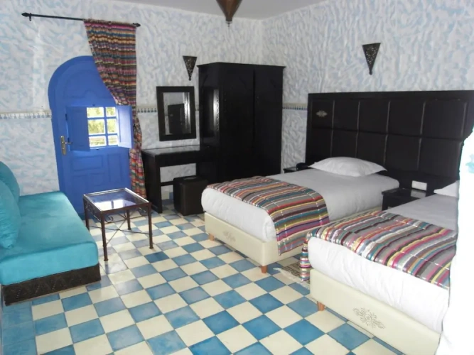 Standard Twin room with balcony and with garden view