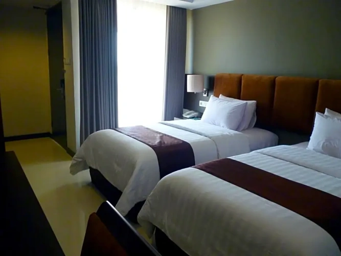 Premier room