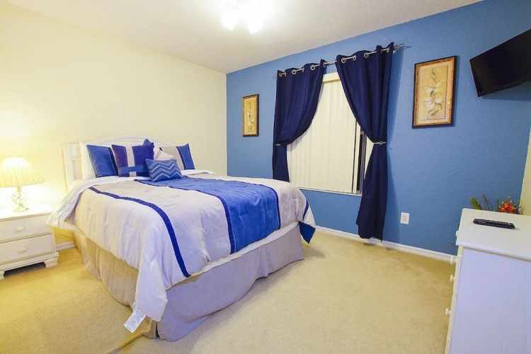 4 Bedrooms Cottage