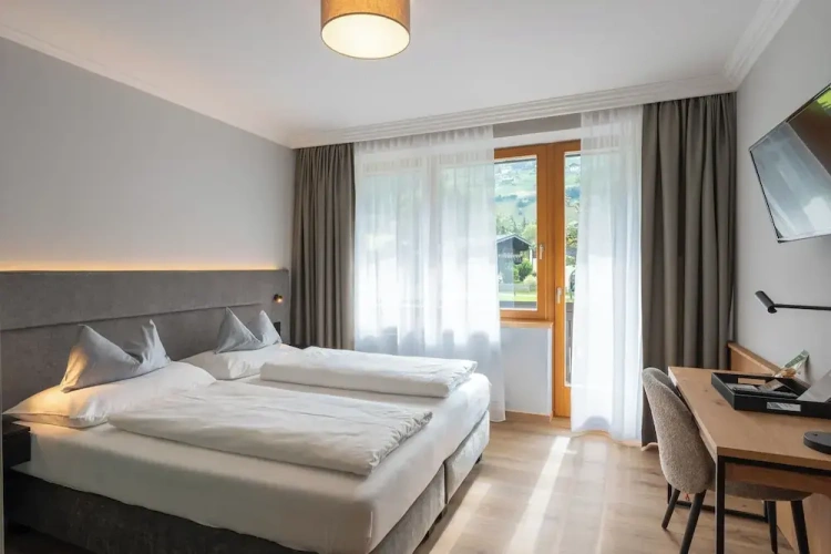 Classic Double room with balcony