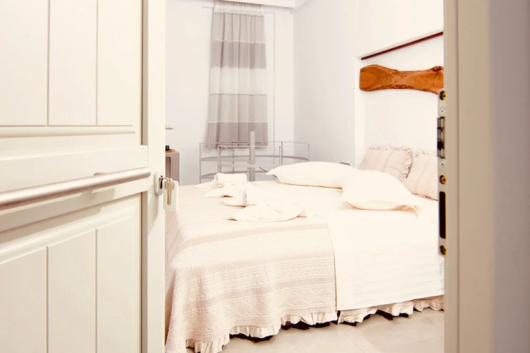 Aeris Suites