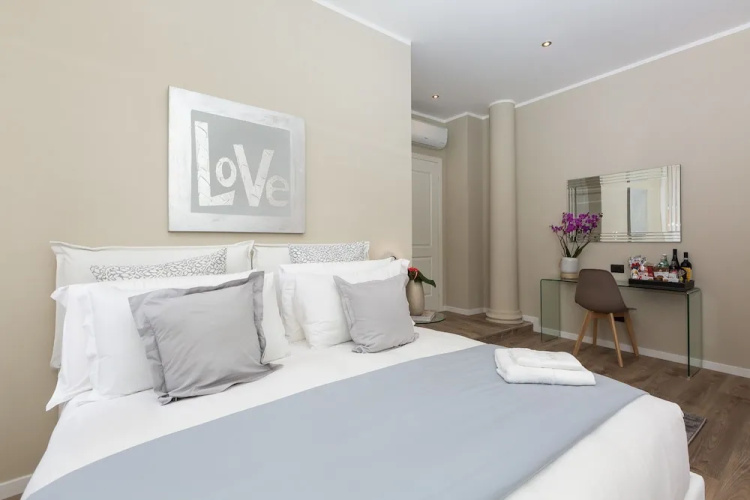 126 Gracchi Suites