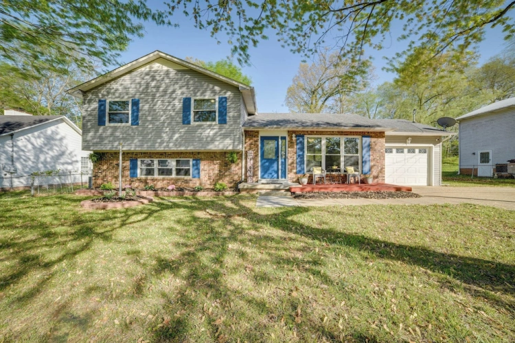 4 Bedrooms Cottage
