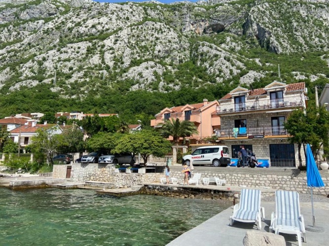 Studio with balcony and with sea view