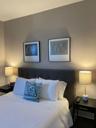 Howard Hotel
