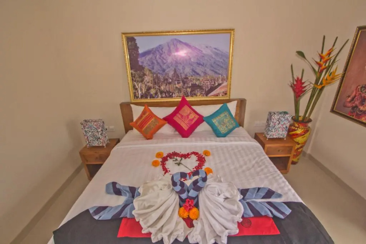 Ratna villa 4