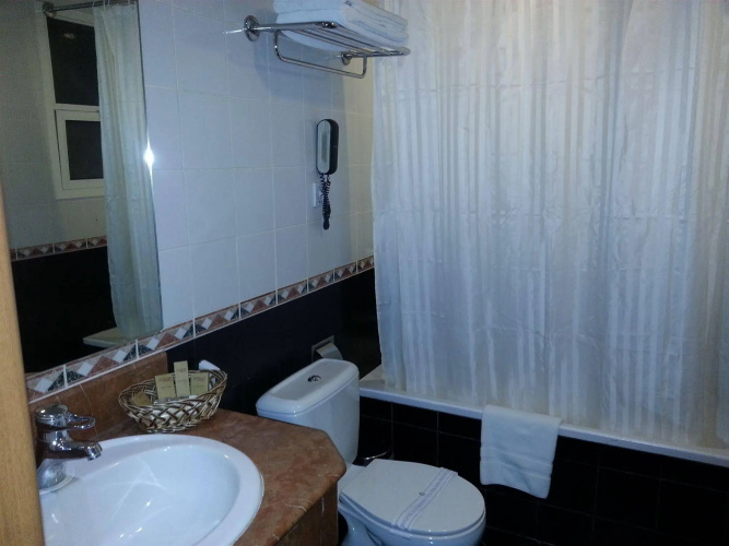 Saffron Boutique Hotel photo 10