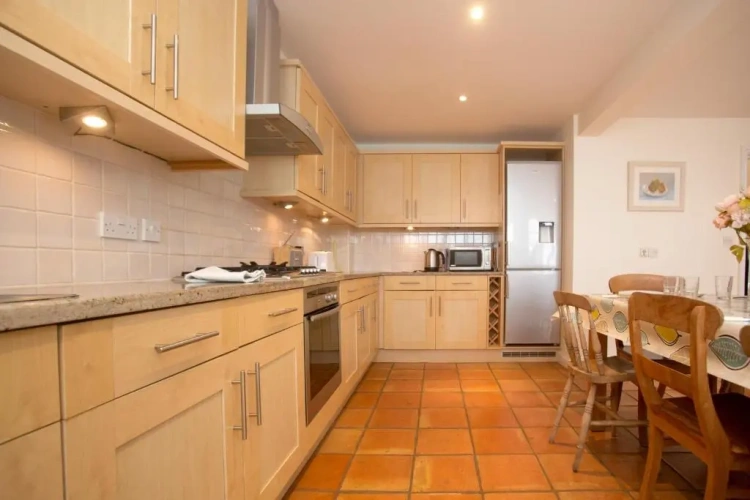 Double Cottage