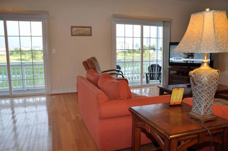 2314 Point Marsh 5BR Home