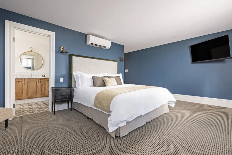 Deluxe Double Suite