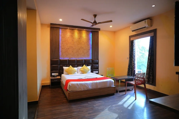 Double Suite