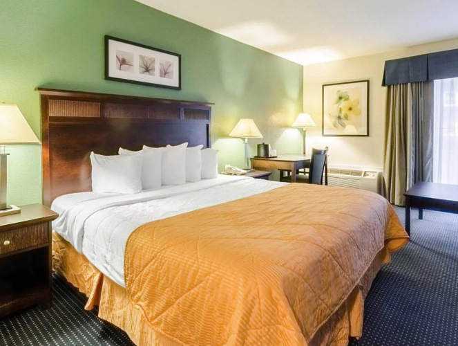 Rodeway Inn & Suites Williamsburg Central