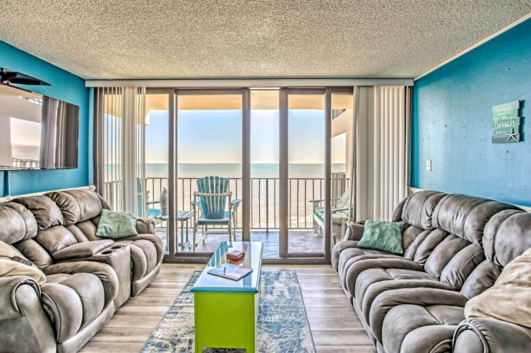 Beachfront Murrells Inlet Condo w/ Ocean Views