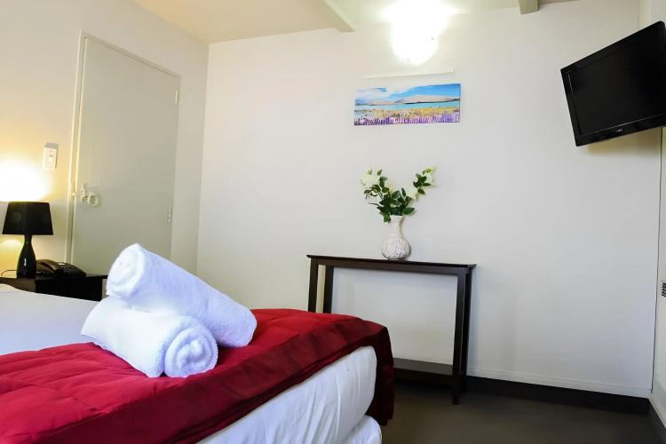 Camelot Motor Lodge