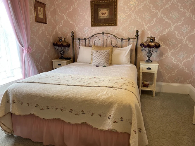 Heber Senator Bed and Breakfast