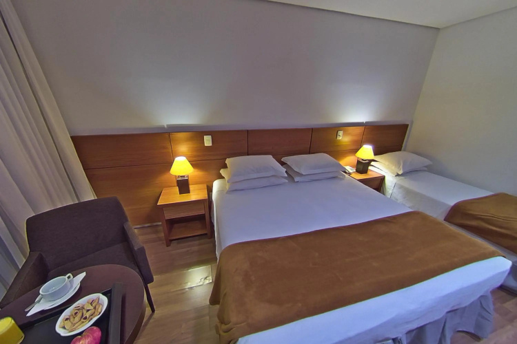 Shelton Hotel