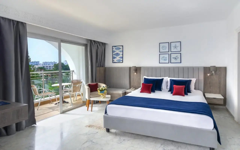 Deluxe Family Suite